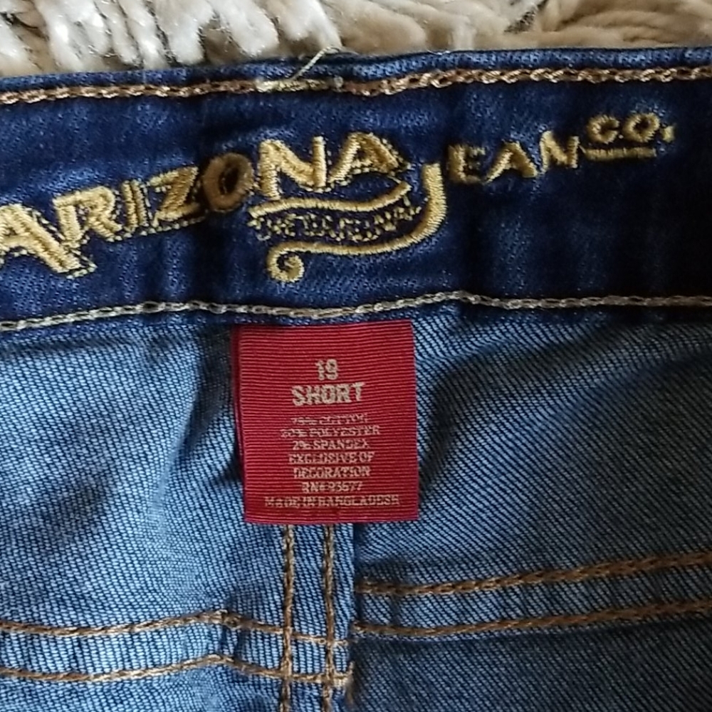 ~Jordache~ Short Super Skinny Jeans - Picture 2 of 5
